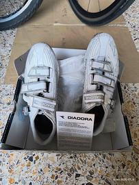 scarpe Diadora taglia numero 44 ciclismo usate
