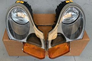 FANALI anteriori FRECCIA GIALLA Porsche 996 NUOVI