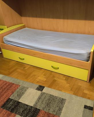 Letto singolo con rete