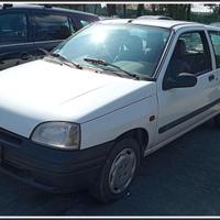 RENAULT Clio I per ricambi