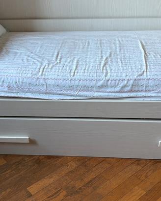 Letto singlolo con secondo letto estraibile