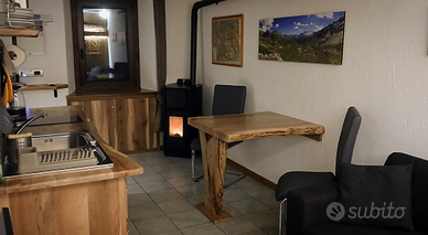 Piccolo alloggio vacanze in campagna con giardino