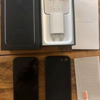 Iphone 7 128 gb + caricatore + cuffie + pellicola