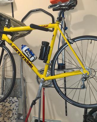 bicicletta da corsa cannondale
