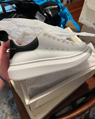 scarpe mc queen