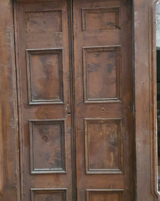 Antica porta in abete del 1700 con cornice origina