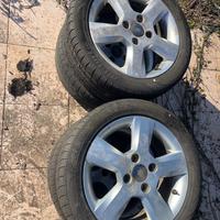 4 cerchi in lega + gomme ford