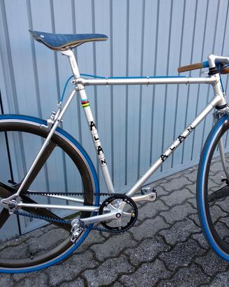 Bici Alan single Speed con trasmissione a cinghia