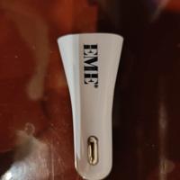 caricatore USB per auto