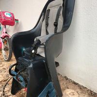 Seggiolino da bici posteriore decathlon