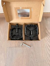 SET Pedali MTB Con Grip Neri in Acciaio NUOVI