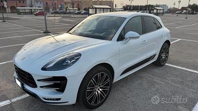 PORSCHE Macan Turbo 3.6 Performance