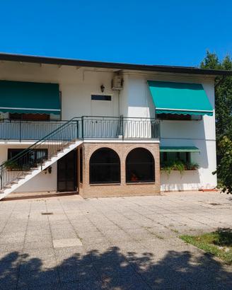 Casa singola con ampio scoperto