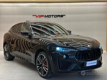 Maserati Levante V8 580 CV AWD Trofeo PARI AL NUOV