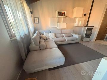 divano angolare, mobile sospeso, cubi