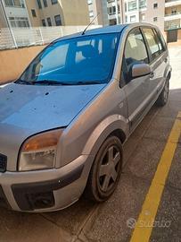 Ford fusion 1,4 TDCi  anno 2009