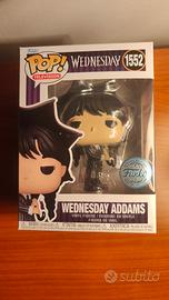 Funko Mercoledì Wednesday Addams 1552 Con Ombrello