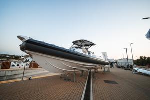 Ranieri International Cayman 38 Excutive (2025)