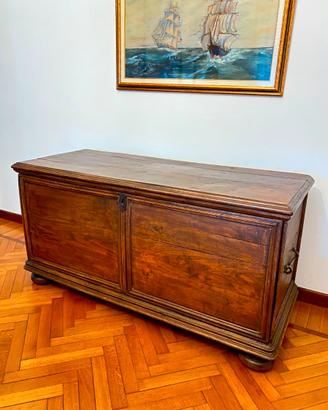 Cassapanca in legno