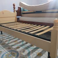 Lettini singoli  in legno color avorio