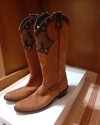 Stivali in pelle scamosciata Moschino 
