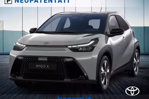 Toyota Aygo X 1.5 hybrid Icon e-cvt
