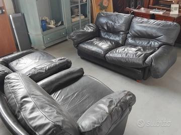 Divano e poltrone in pelle Frau