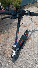 bici elettrica (monopattino)