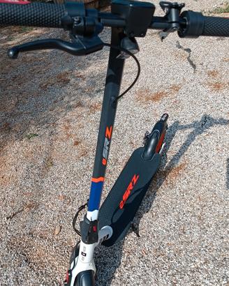 bici elettrica (monopattino)