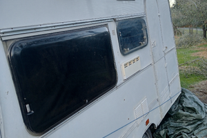 Roulotte 4 posti letto Laika