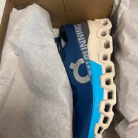 Scarpe Running on cloudmonster 2