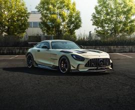 MERCEDES-BENZ GT AMG R