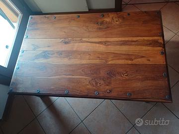 tavolino in legno massello