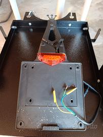 Portatarga universale ACERBIS P113 con luce LED