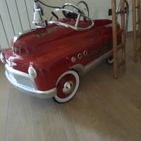 Auto a pedali