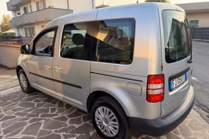 Volkswagen Caddy 2.0 Ecofuel 5p. Comfortline