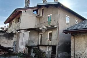 CASA INDIPENDENTE A NUS