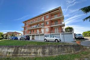 3 LOCALI A TONCO