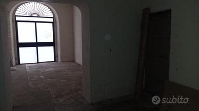 Sora centro due locali commerciali adiacenti