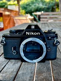 Nikon EM Fotocamera Reflex 35mm Nera Vintage Works