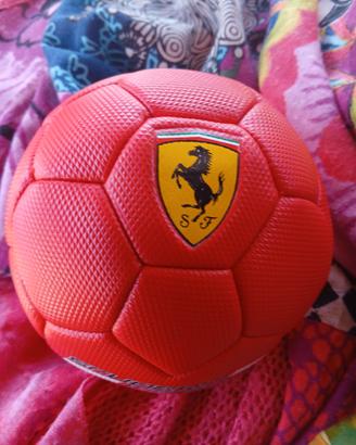 pallone ferrari