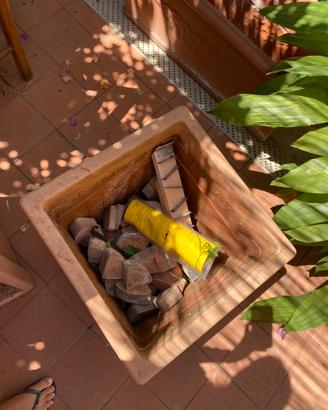 Vaso quadrato di plastica