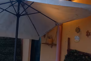 affitta  camere con terrazzo  vicino al centro