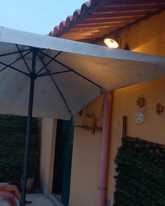 affitta  camere con terrazzo  vicino al centro