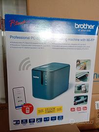 Brother PT-900W etichettatrice professionale