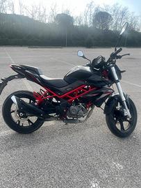 Moto benelli bn 125