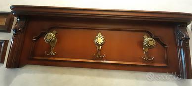 Attaccapanni in legno