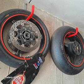 cerchi completi suzuki 1000 k5 6 7 8