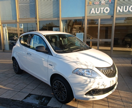 Lancia Ypsilon KM0 Hybrid