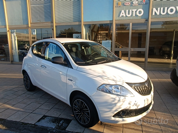 Lancia Ypsilon KM0 Hybrid